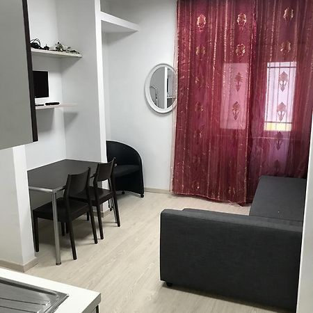 Mono Bordeaux Apartment Turin Exterior photo