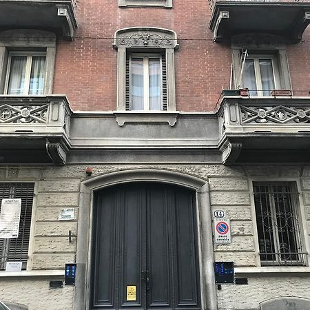 Mono Bordeaux Apartment Turin Exterior photo